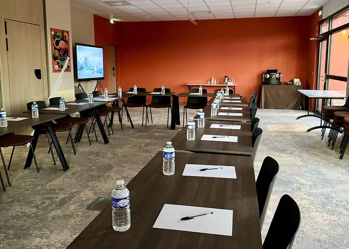 Aparthotel Adagio Access Porte De Camargue
