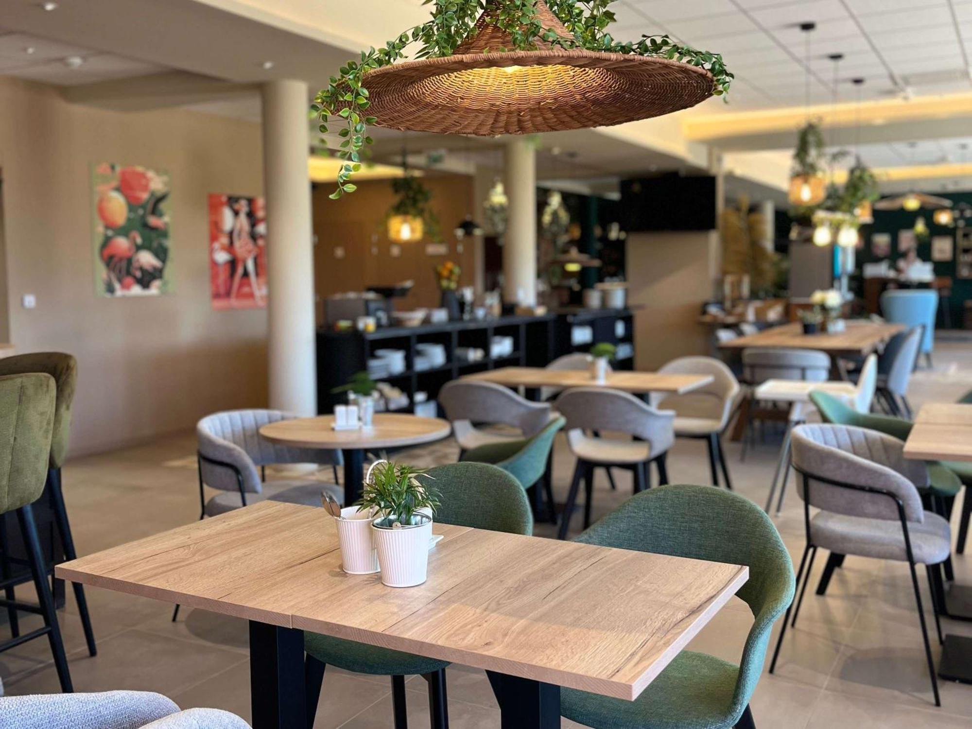 Hotel Adagio Access Porte De Camargue 3*