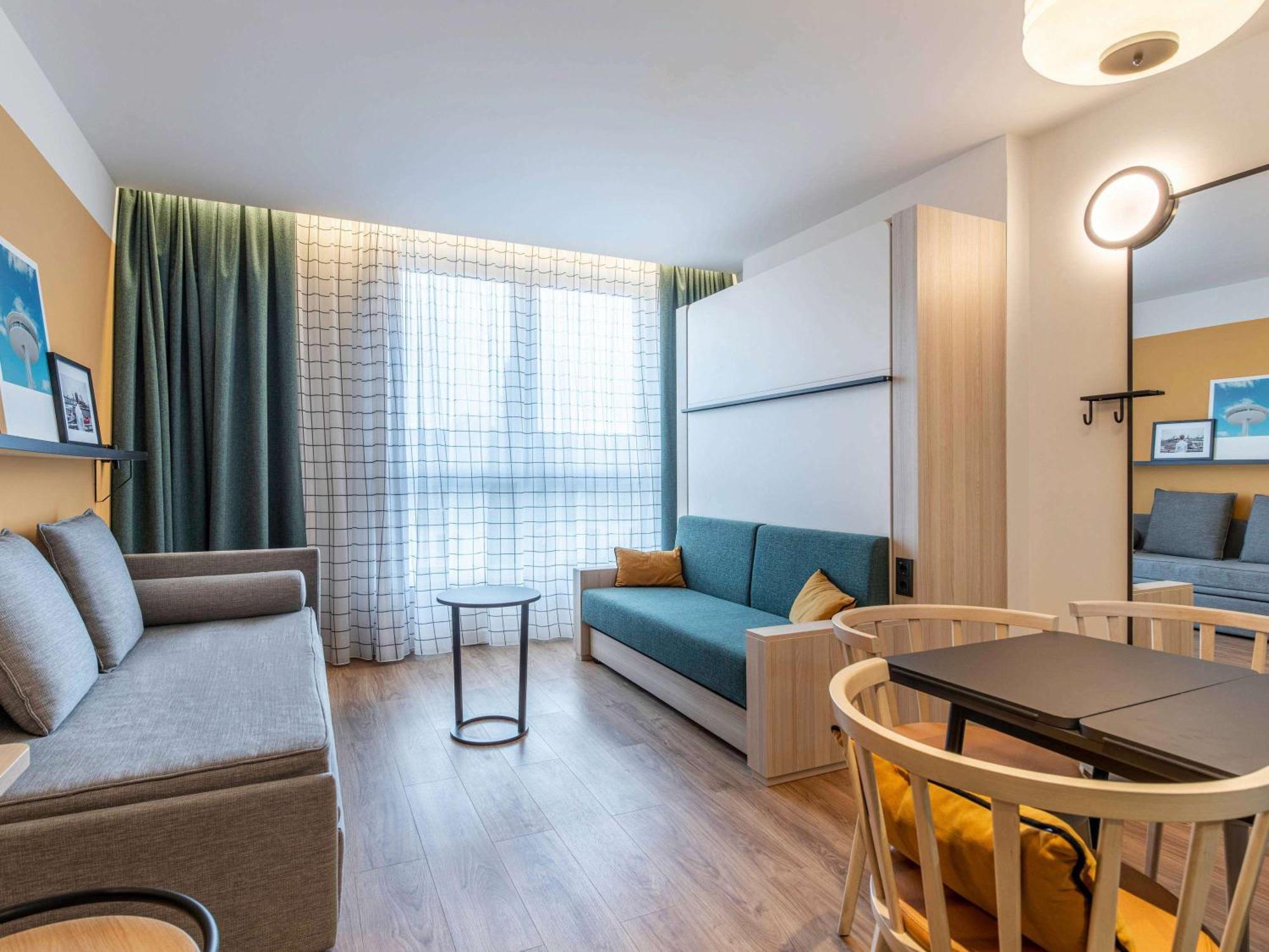 Adagio Access Porte De Camargue Hotel Saint-Martin-de-Crau